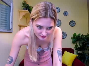 girl Cam Whores Swallowing Loads Of Cum On Cam & Masturbating with minnieblush