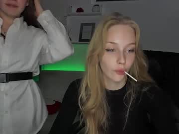 couple Cam Whores Swallowing Loads Of Cum On Cam & Masturbating with sarahwelddy