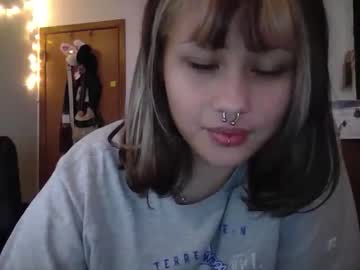 girl Cam Whores Swallowing Loads Of Cum On Cam & Masturbating with daisy_princess