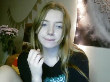 girl Cam Whores Swallowing Loads Of Cum On Cam & Masturbating with lillygoodgirll