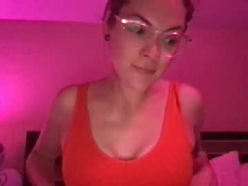 girl Cam Whores Swallowing Loads Of Cum On Cam & Masturbating with sweet_annie_xxx
