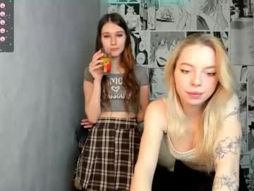 couple Cam Whores Swallowing Loads Of Cum On Cam & Masturbating with martha_bloempje