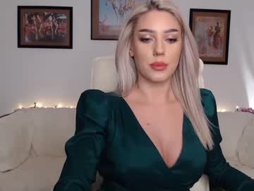girl Cam Whores Swallowing Loads Of Cum On Cam & Masturbating with i_am_sarahxxx