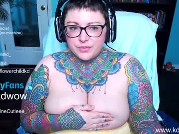 girl Cam Whores Swallowing Loads Of Cum On Cam & Masturbating with kdwow